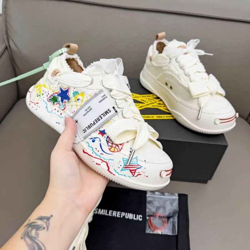 Smilerepublic Canvas Shoes